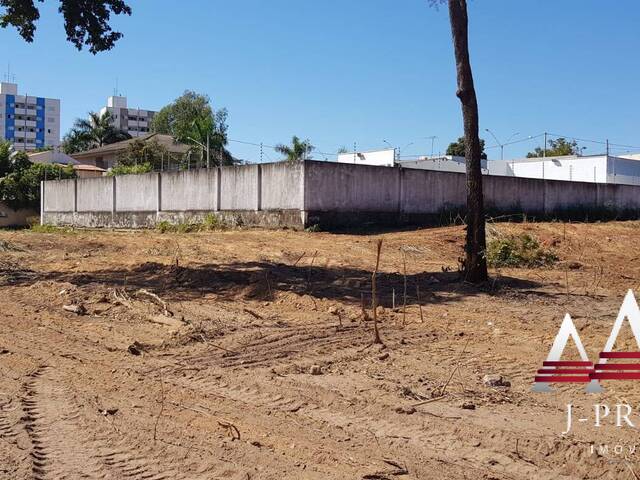 Terreno para Venda em Cuiabá - 4