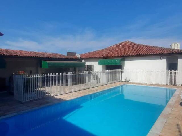 #2709 - Casa para Venda em Cuiabá - MT - 1