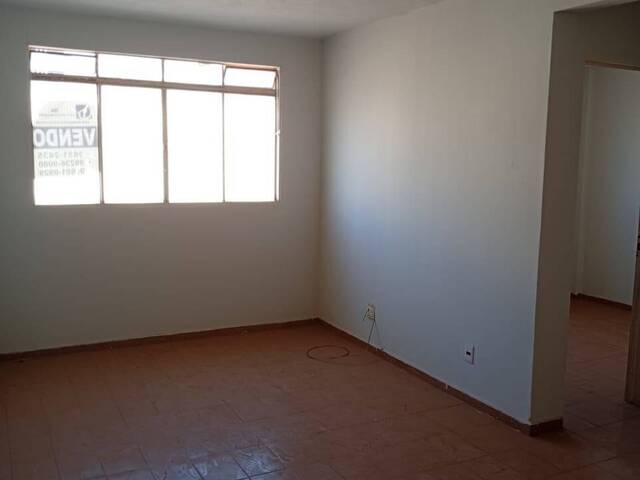 Apartamento para Venda em Cuiabá - 4