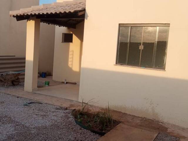 #2749 - Casa para Venda em Cuiabá - MT - 2
