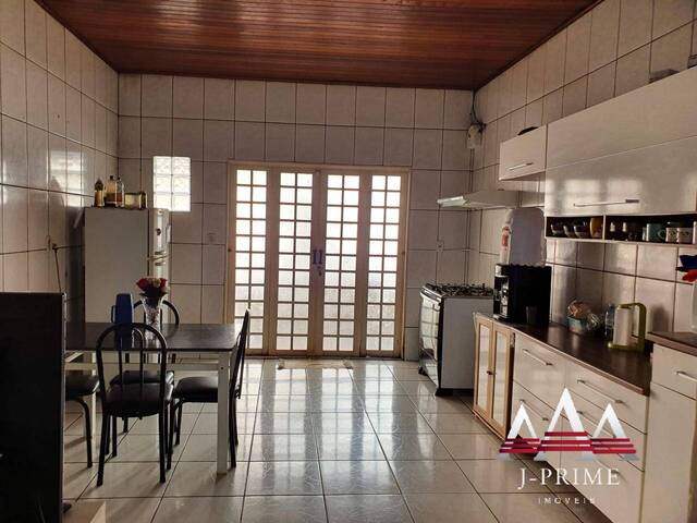 #2809 - Casa para Venda em Várzea Grande - MT - 2