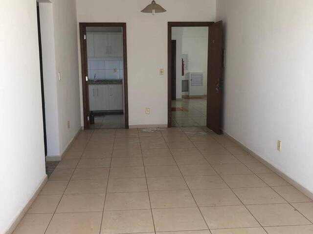 Apartamento para Venda em Cuiabá - 4
