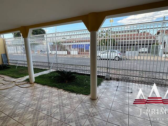 Casa para Venda em Cuiabá - 2