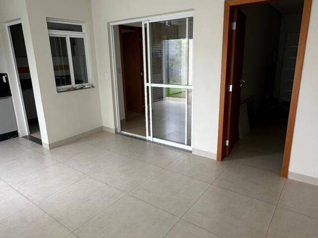 Casa em condomínio para Venda em Cuiabá - 3