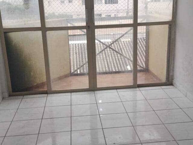 Apartamento para Venda em Cuiabá - 2