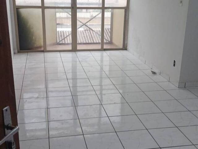 Apartamento para Venda em Cuiabá - 3