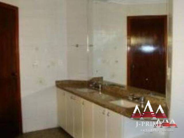Apartamento para Venda em Cuiabá - 4