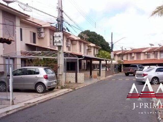 Casa para Venda em Cuiabá - 2