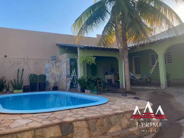 #2548 - Casa para Venda em Cuiabá - MT - 2